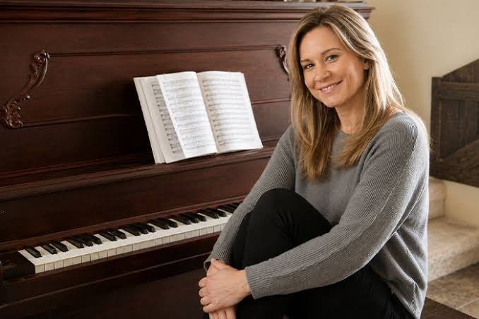 The Complete Guide to Piano Classes for Adults in London